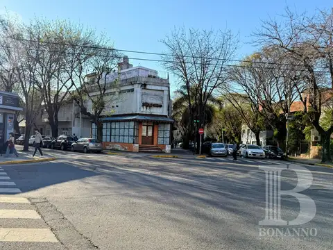 Amplio Local COMERCIAL en Nuñez
