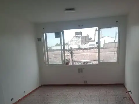 Carlos Tejedor 2500, Piso 2