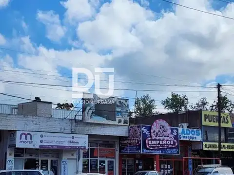 Local a la venta en Avenida Victorica, Moreno Centro