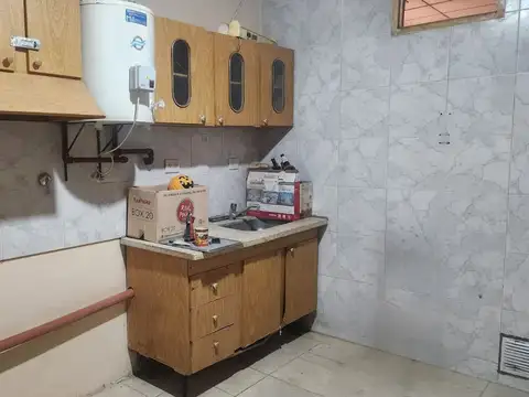 Galpon en Alquiler en Chimbas, $ 2.500.000