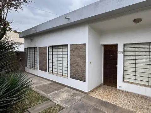 Casa en Venta en moreno con excelente iluminacion