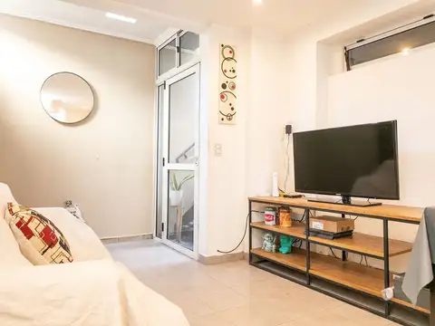 Depto Tipo Casa en Venta de 4 ambientes