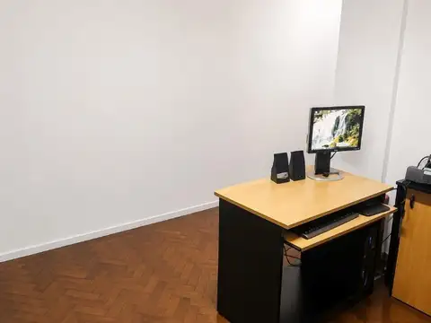 Oficina en Alquiler 40 años