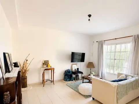 Depto Tipo Casa 4 ambientes con 1 baño
