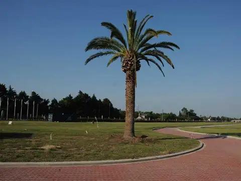 Terreno en Venta en San Sebastian, USD 30.000