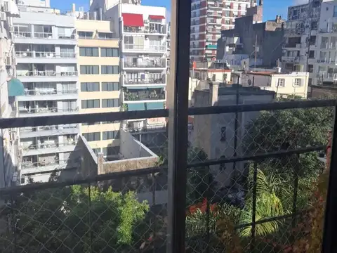 Pacheco De Melo 1900, Piso 8