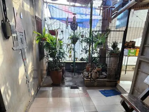 Venta de casa con galpón en Rafaela