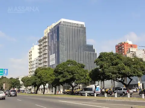 Alquiler de Oficina  de 200 m2 -planta libre  2 cocheras - Monserrat