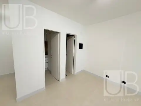 Alquiler Oficina con baño privado en Microcentro