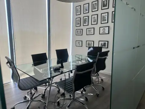 Oficina en Venta con 1 cochera