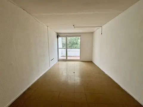 Depto Tipo Casa en Alquiler de 4 ambientes