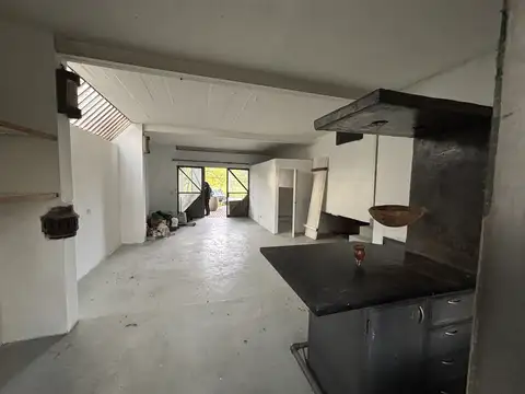 Depto Tipo Casa en Alquiler de 3 ambientes