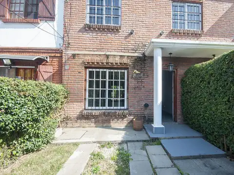 Casa en Venta con 1 cochera