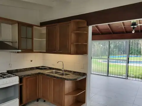 ALQUILER CASA 3 AMBIENTES - PARQUE LELOIR