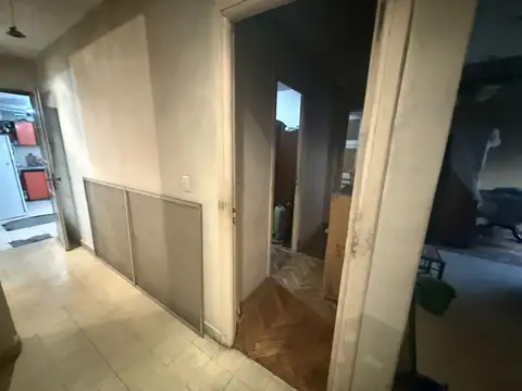 Depto Tipo Casa en Venta 50 años