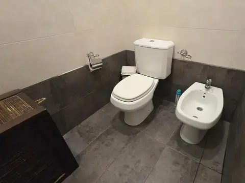 Casa en Venta en Castelar, USD 240.000