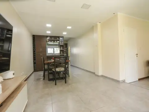 Casa de 5 ambientes ACEPTA PERMUTA