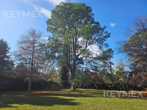 Lote Arbolado en Barrio Parque Irizar, Pilar