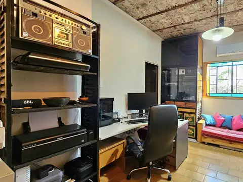 Bermudez 1700 - Floresta -  PH 4 ambientes terraza y dependencia deposito - VENTA