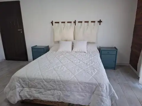 Casa 2 ambientes con 1 baño