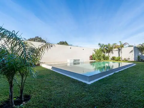 Quinta en Venta de 2 dormitorios