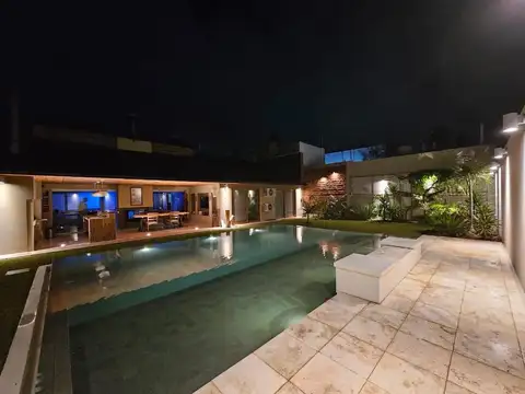 VENTA CASA/QUINTA EN MERCEDES