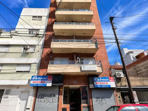 Departamento en Alquiler en Lanús Este, $ 550.000