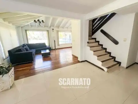Casa en Venta de 5 dormitorios