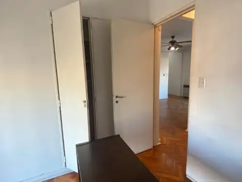 VENTA /PERMUTA - DEPARTAMENTO DE 3 AMBIENTES - MORON CENTRO