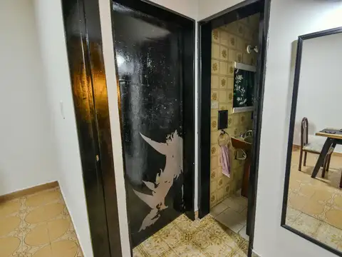 Depto Tipo Casa 6 ambientes con 2 baños
