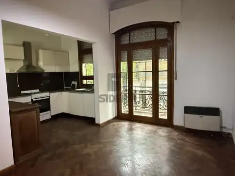 ALQUILER CASA EN PLANTA ALTA CON TERRAZA DE USO EXCLUSIVO