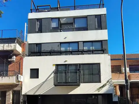 Depto Tipo Casa en Venta de 2 ambientes