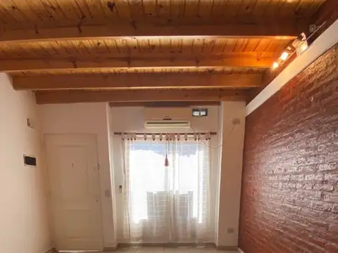 DUPLEX DE 2 AMBIENTES EN ALQUILER - VILLA SARMIENTO