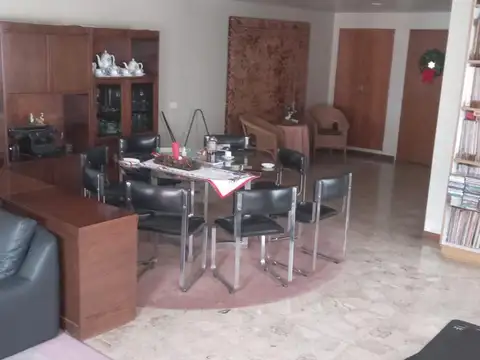 12 De Octubre 16 , Piso 11º