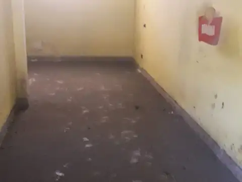 Local en Venta en Castelar, USD 29.000