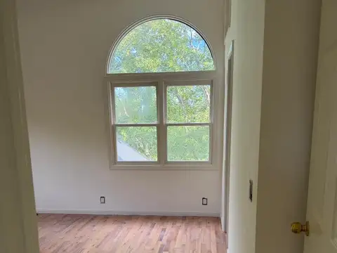 Casa refaccionada a nuevo, en alquiler anual  SIN MUEBLES- Teresa Urdapilleta Propiedades