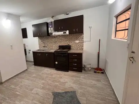 Depto Tipo Casa en Alquiler de 2 ambientes