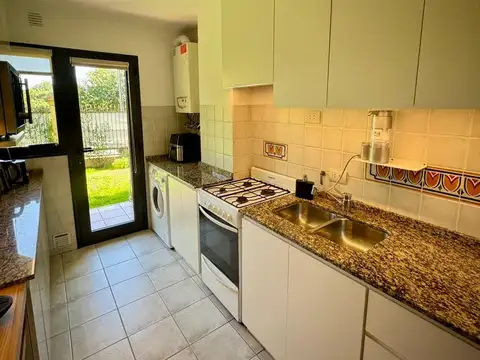 Departamento 2 ambientes con 2 baños