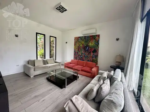 Casa en Venta en San Isidro Labrador, USD 460.000
