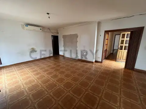 Calle 64 2000, Piso 0