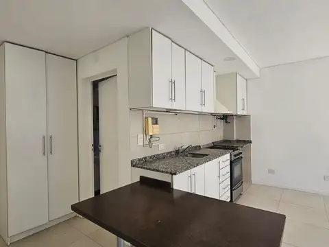 Departamento en Alquiler en Villa Pueyrredon, $ 650.000