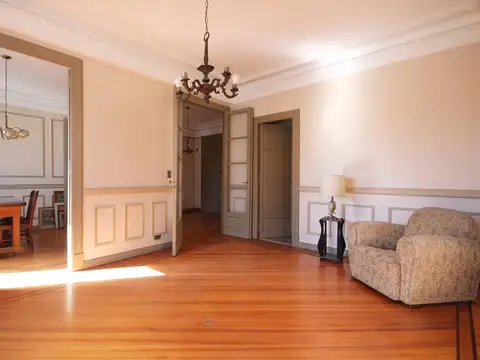 Departamento en Venta 80 años