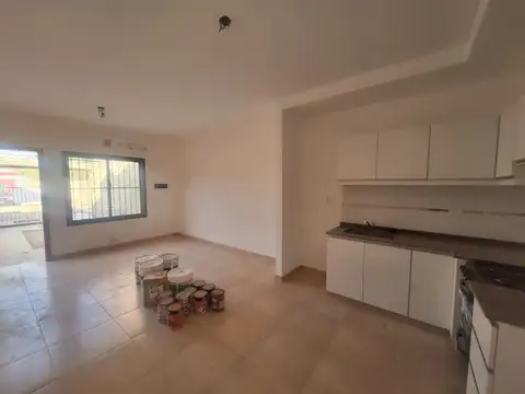Departamento 4 ambientes con 1 baño