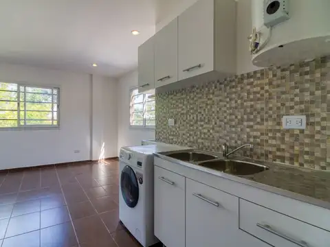 VENTA COMPLEJO HAB ITUZAINGO 6 DEPTOS A ESTRENAR