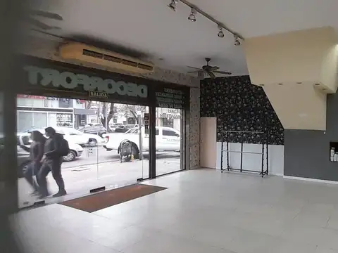 Avenida 7 e/ 39 y 40 300