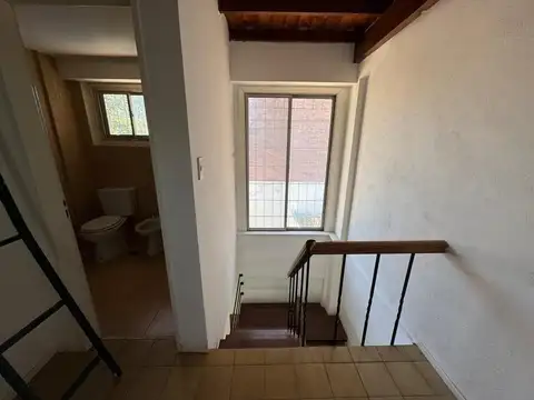 Depto Tipo Casa 2 ambientes con 2 baños