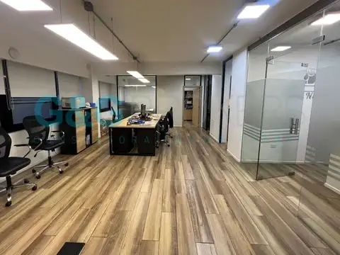 Oficina en Venta en Barrio Parque Leloir, USD 245.000