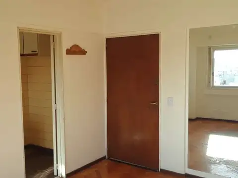 Departamento en Alquiler en Almagro, $ 900.000