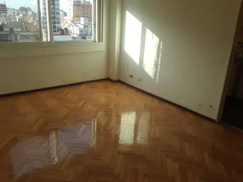 Departamento en Alquiler en Almagro, $ 850.000