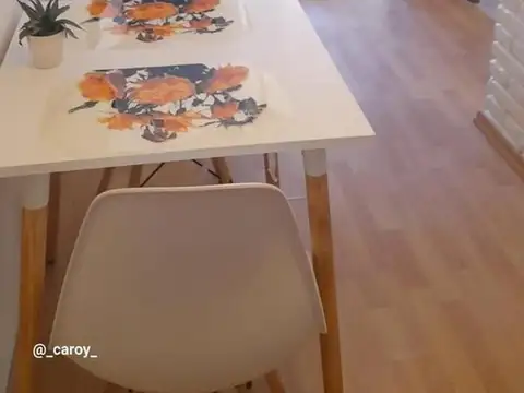 Uruguay 600, Piso 8